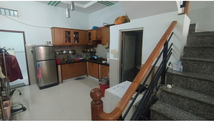 Chỉ 5.2 tỷ, bán gấp nhà PHAN VĂN TRỊ, 64m2, 3 phòng, 4m x 16m/