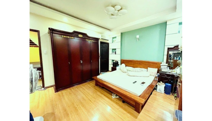 Bán Nhà Hẻm Ô Tô - Đường Hoàng Hoa Thám - Quận Bình Thạnh - 60m2 - 4Tầng - Chỉ Nhỉnh 9Tỷ .