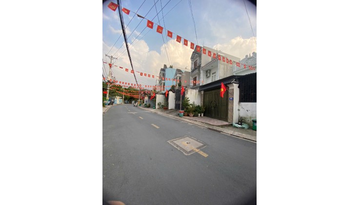 NHÀ NGAY MẶT TIỀN - GẦN TÒA ÁN NHÂN DÂN - THÍCH HỢP MỞ VĂN PHÒNG CTY