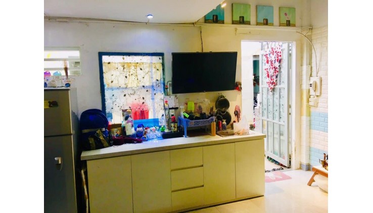 Nhà 50m2 Mặt Tiền đường Giải Phóng P4 Tân Bình, 3 tầng, chỉ 20 tỷ