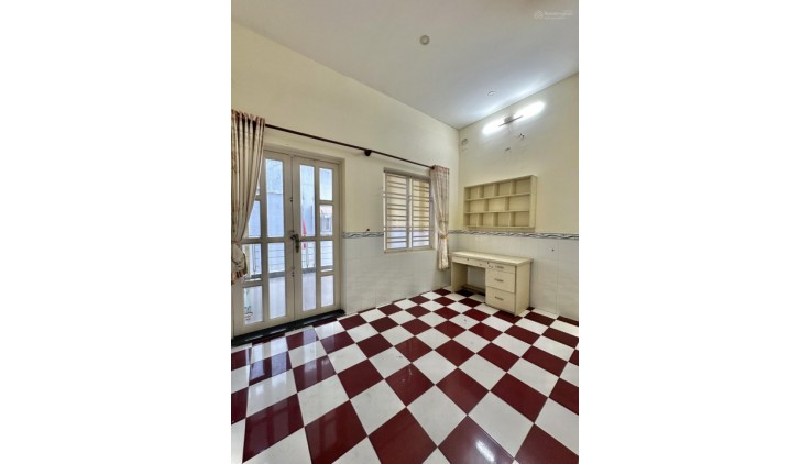 Bán nhà HXH P.TânSơnNhì QTânPhú 2 lầu ST 61m2 ngang4,3m nhỉnh 6tỷ