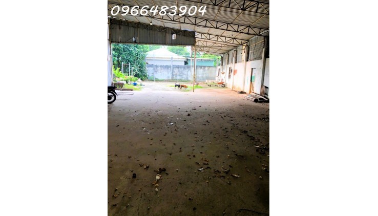 Cho thuê kho xưởng 300m2 mặt tiền đường 32 - Linh Đông