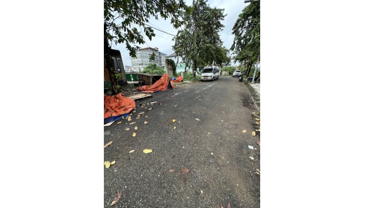 GẤP ĐẤT QUỐC LỘ 13, 240M2, HIỆP BÌNH PHƯỚC THỦ ĐỨC, 14Tỷ.