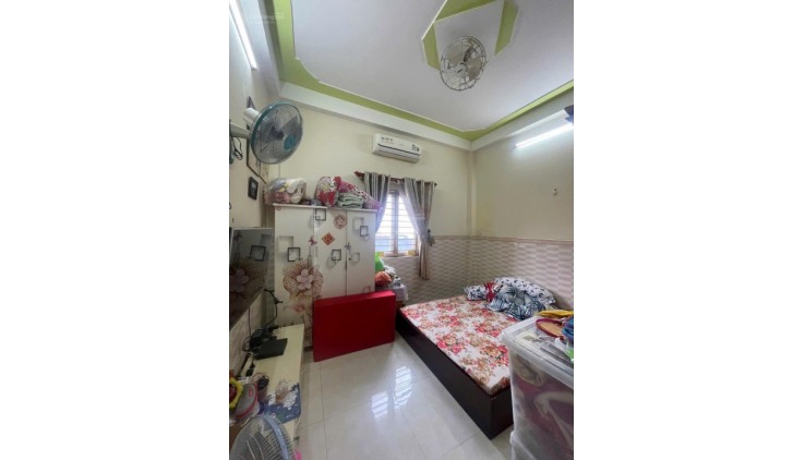 Hẻm ô tô gần Aeon Tân Phú - 54m2 - 3 tầng 4pn nhà còn mới, đẹp - chỉ 5tỷxx