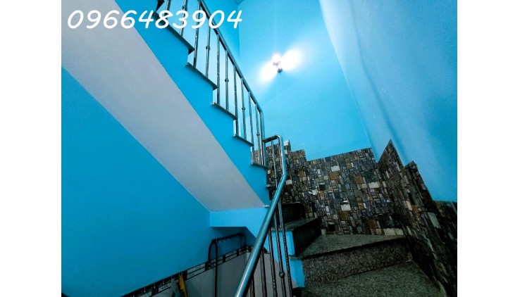 Cho thuê nhà 1T1L 2pn 100m2 hẻm xe hơi đường 11 - Linh Xuân