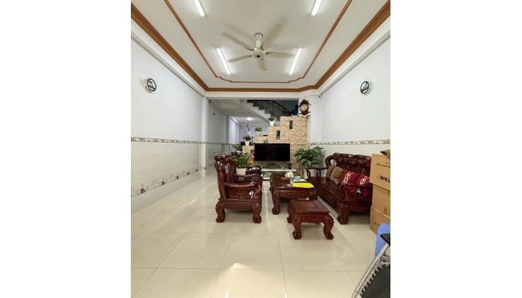 Bán nhà hẻm 3m, Bình Giã, P13, Tân Bình, 81m2, 3 tầng, chỉ 8,5 tỷ, thương lượng