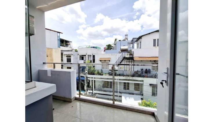 **Bán nhà phường 10 Tân Bình** hxh Hồng Lạc, 4,5 x 22, 4 tầng, chợ TB