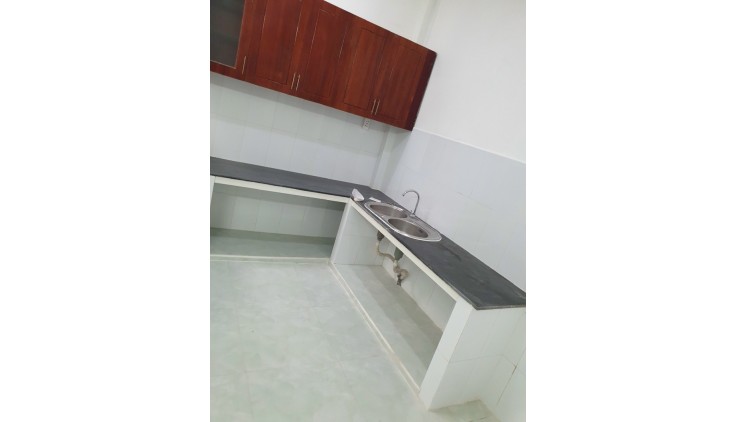 Bán nhà Hoàng Hoa Thám - Hẻm 5m - 70m2 = (5.5x11.5)m - 320/Y