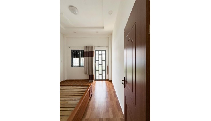 Bán nhà Hoàng Hoa Thám -Hẻm 3.5m thông -SD 128m2 - Thu Nhập 240/Y