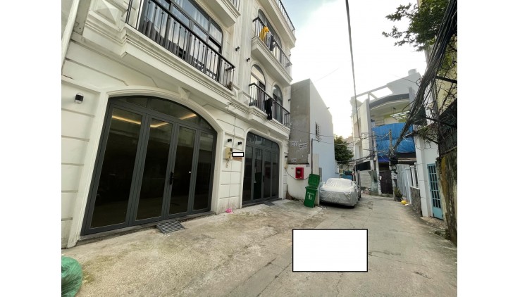 Nguyễn Thượng Hiền - HXH vào nhà - SD 197m2 - Cho thuê 264 Triệu/Năm