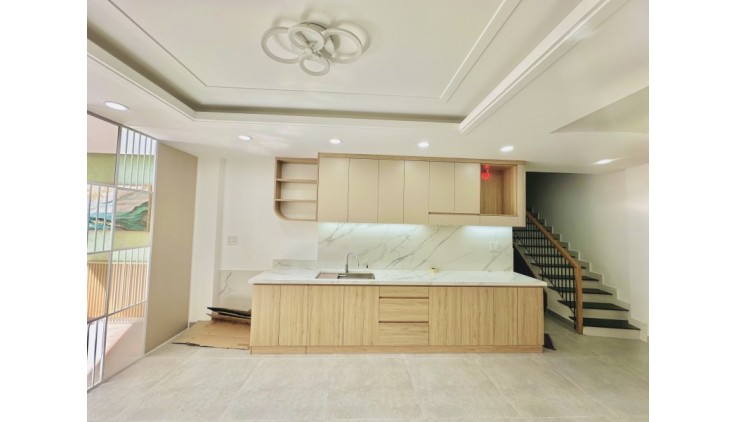 Nguyễn Thượng Hiền - HXH vào nhà - SD 265.5m2 - Cho thuê 300 Triệu
