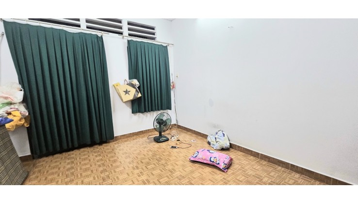 NGON, Nhà 1 sẹc chợ Gò Vấp, 38m2, 2 tầng đúc, 3.95 tỷ TL 0964364745
