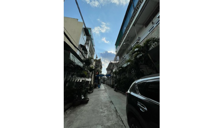 Bán nhà Nguyễn Xí - Hẻm xe hơi vào nhà - SD 152,8m2 - Tiện xây mới