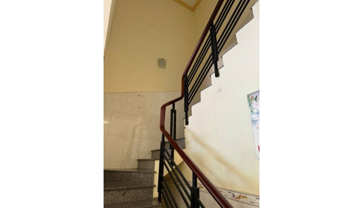 Bán nhà Nơ Trang Long - HXH 7 chỗ -SD 123m2 -Cho thuê 270 triệu/năm