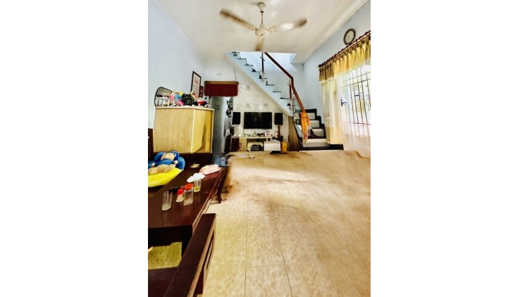 Bán nhà Phan Văn Trị - HXH - (7x9)m - DT 135,4m2 Sàn - 240/Y