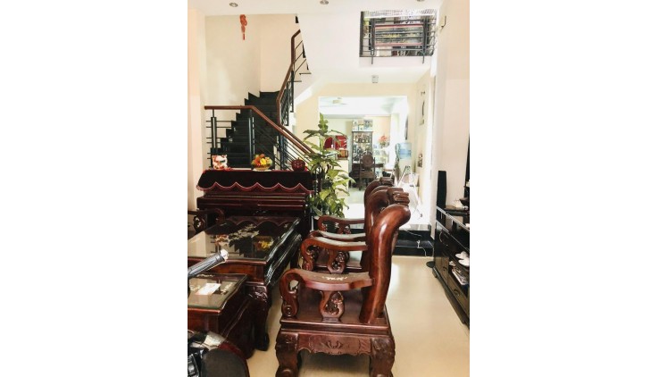 **Bán nhà hẻm phường 14 Tân Bình** hẻm 127 Ba Vân; 4,2x23,- 110 tr/m2