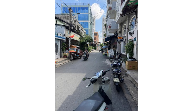 **Bán nhà hẻm phường 14 Tân Bình** hẻm 127 Ba Vân; 4,2x23,- 110 tr/m2