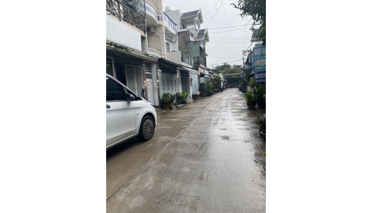 Bán nhà 2 tầng 30m2 Hương Lô 3 BHH giá 3 tỷ 1