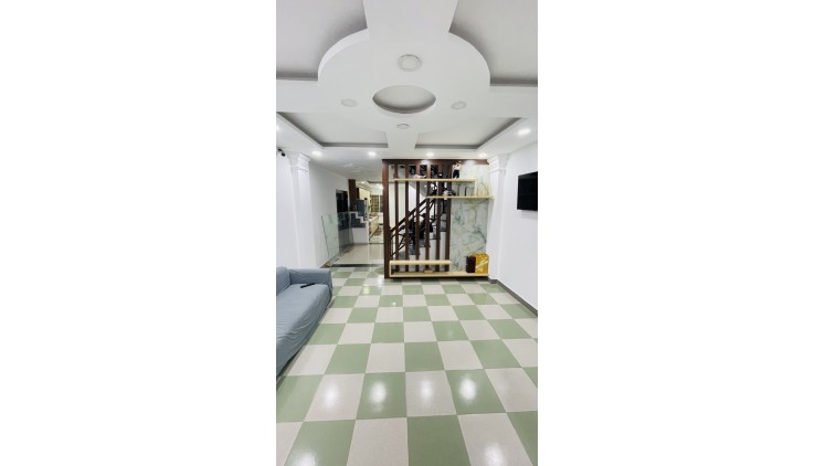 Giảm 400tr, nhà PHAN XÍCH LONG, 4PN, 50m2, 7.15 tỷ.