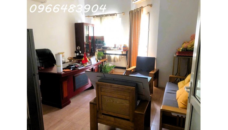 Cho thuê biệt thự 10*20m 3pn mặt tiền đường kdc Sông Đà - Hiệp Bình Chánh