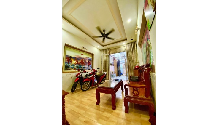 NHÀ HXH LINH TRUNG 3 TẦNG 100M2, LINH TRUNG THỦ ĐỨC, 6.5Tỷ.