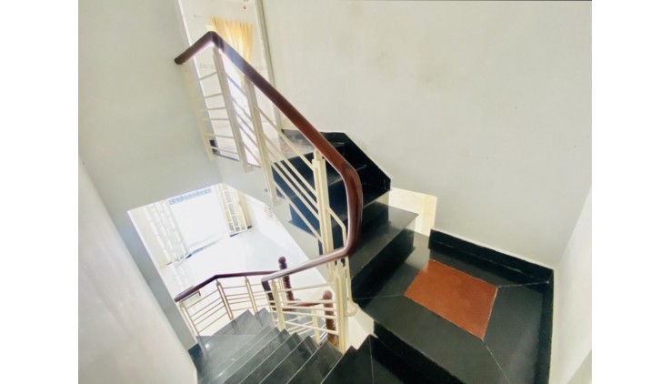Chủ Ngộp Bank – Nhà 104m2 – Chỉ 5.9 Tỷ - Có Sẵn Dòng Tiền - Thới An, Quận 12.