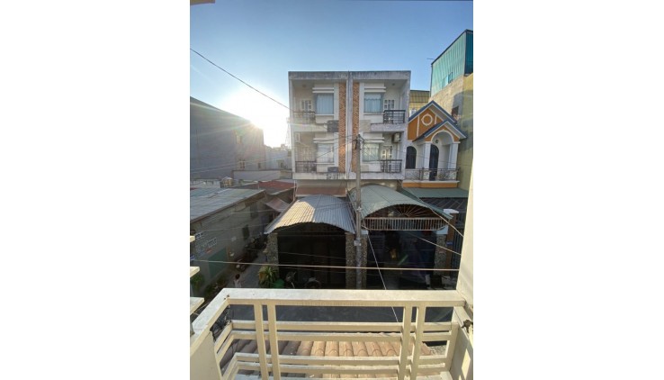 Chủ Ngộp Bank – Nhà 104m2 – Chỉ 5.9 Tỷ - Có Sẵn Dòng Tiền - Thới An, Quận 12.