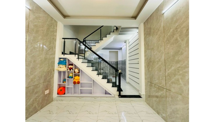 NHÀ 3 TẦNG ĐẸP - GẦN LÊ VĂN QUỚI - BÌNH TÂN - NHỈNH 4 TỶ XÍU