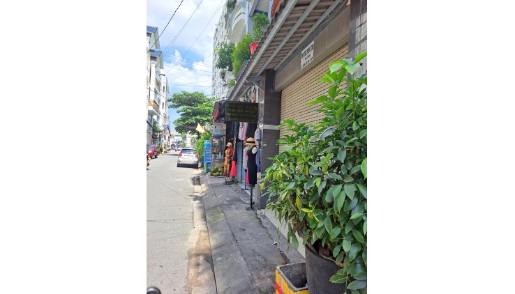 Bán nhà Phan Huy Ích - Cống Lỡ - Tân Bình Hẻm  nhựa 8m- , 51 m2 - 3 tầng