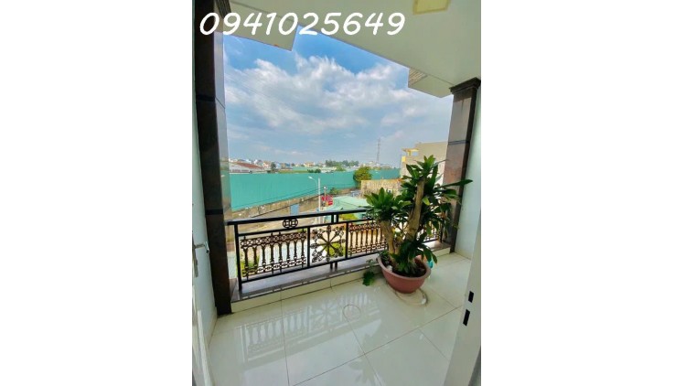 Bán căn nhà 123m2 mặt tiền đường Dương Văn Cam Phường Linh Tây, Thủ Đức, 13 tỷ