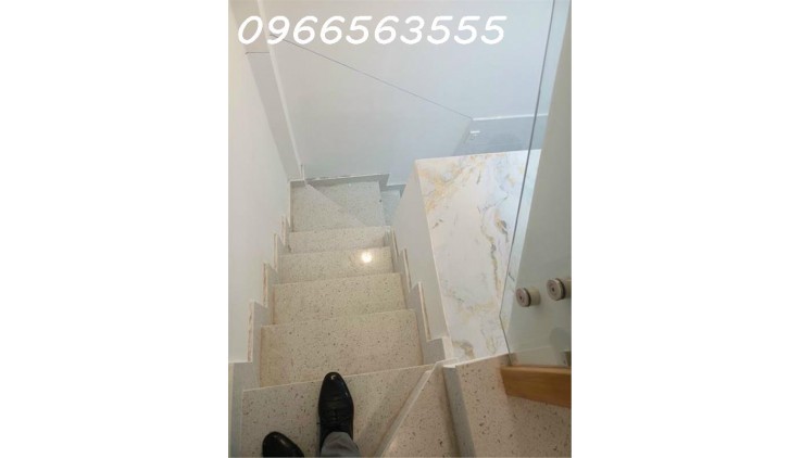 Bán nhà đường số - Quận 4 - DTSD 38m2 - GIá bán 2 tỷ tl