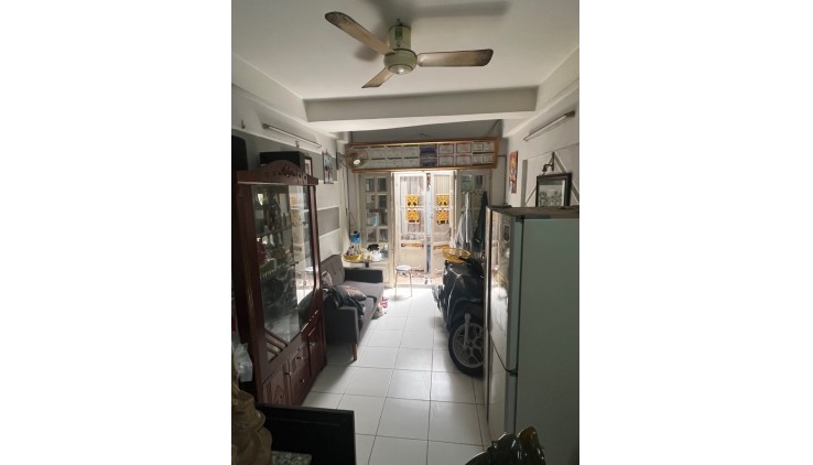 NHÀ ĐẸP HẺM 1/ ĐƯỜNG HOÀ HẢO -5 TẦNG  CÁCH 10 CĂN RA MẶT TIỀN ĐƯỜNG - 5 TẦNG BTCT - SỔ NỞ HẬU TÀI LỘC