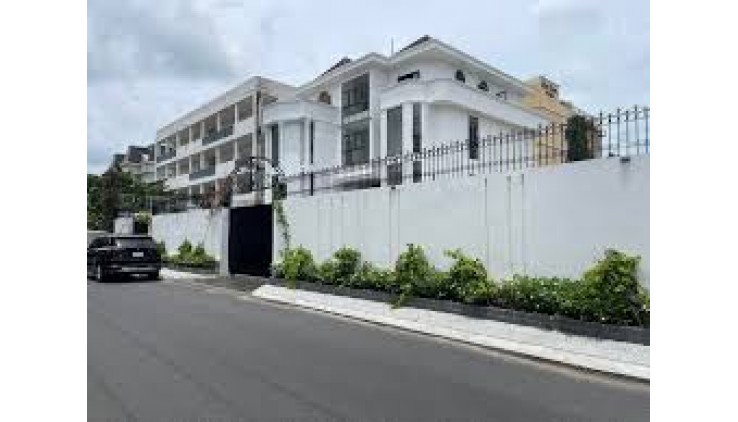 Cho thuê biệt thự 9 Đặng Hữu Phổ, phường Thảo Điền, Quận 2