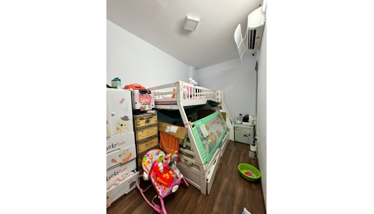 Căn hộ 3 tầng, 4PN, 3WC, 37m² - Vị trí vàng Quận 10, giá 8.5 tỷ - Sổ Hồng chính chủ