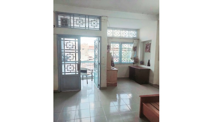 Bán nhà HXT Thoại Ngọc Hầu, Hoà Thạnh, Tân Phú, 80m2, 4 tầng, giá cực rẻ