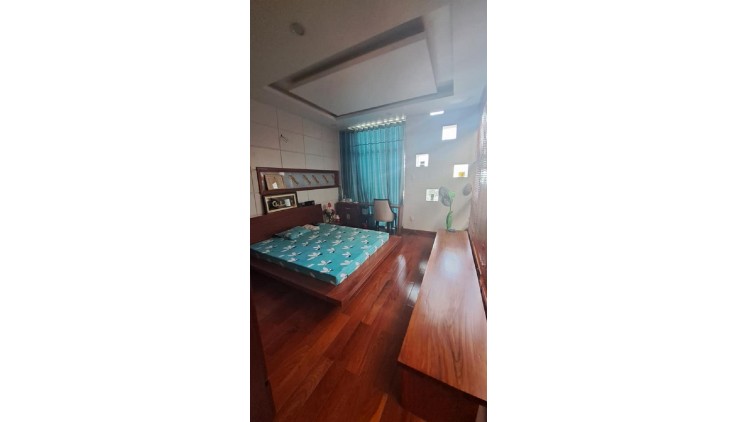 Nhà ngộp, MT KD Trần Thị Cờ, Thới An, Q12, 297m2, 4 tầng, nội thất xịn. 47tr.m2 đất.