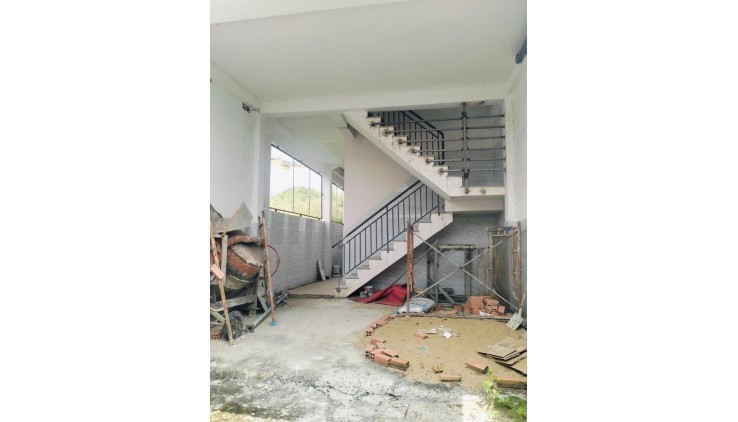 Bán nhà Lò Lu Trường Thạnh  Quận 9 , HXH, 100m2* 3 Tầng, giá chỉ 5.2 Tỷ TL