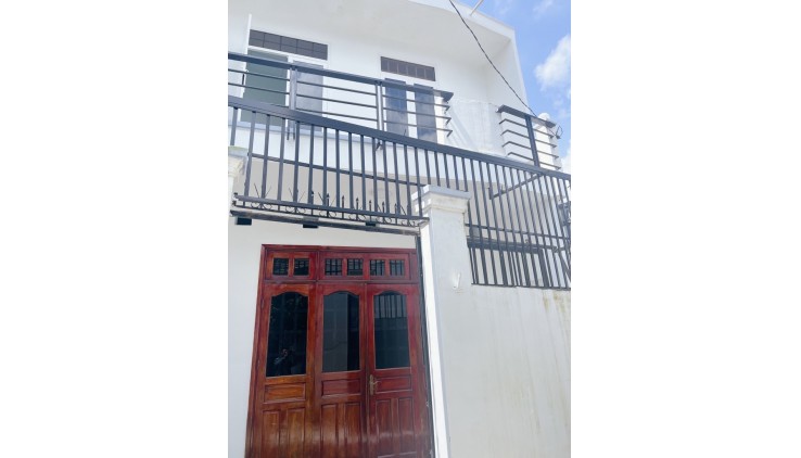 Bán nhà Hoàng Diệu 2 Linh Chiểu Thủ Đức, ngang 5m, 61m2, sát bên ĐH SPKT, giá chỉ 4.1 tỷ TL