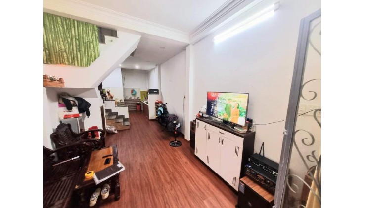 A - Nhà Bán Hẻm Lê Văn Sỹ - Diện tích 54.4 m², 3 Tầng, 4 Phòng Ngủ, 4 Toilet - Giá 5 tỷ 2.