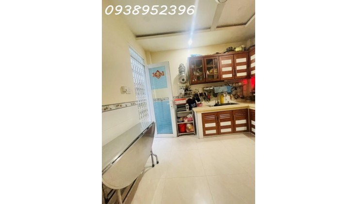 NGƯỜI THÂN GỬI BÁN NHÀ 4 TẦNG LÔ GÓC, 4 PHÒNG NGỦ, GIÁ 5.9 TỶ - VỊ TRÍ VÀNG TÂN HÓA, QUẬN 6, TP.HCM