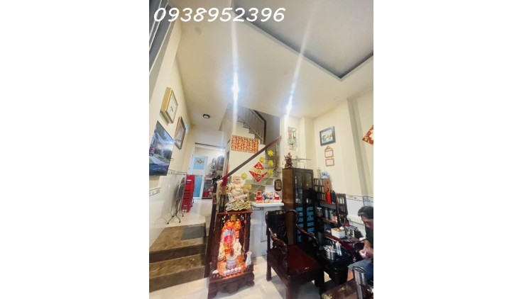 NGƯỜI THÂN GỬI BÁN NHÀ 4 TẦNG LÔ GÓC, 4 PHÒNG NGỦ, GIÁ 5.9 TỶ - VỊ TRÍ VÀNG TÂN HÓA, QUẬN 6, TP.HCM