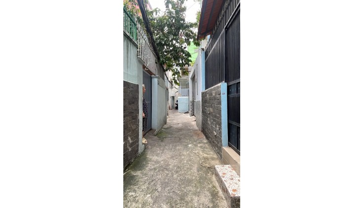 N81- Lê Văn Sỹ , Q3 - 68m2 - 3PN - Ngang 3.7m  - nhà còn kiêng cố và mới - 6 , 1 tỷ