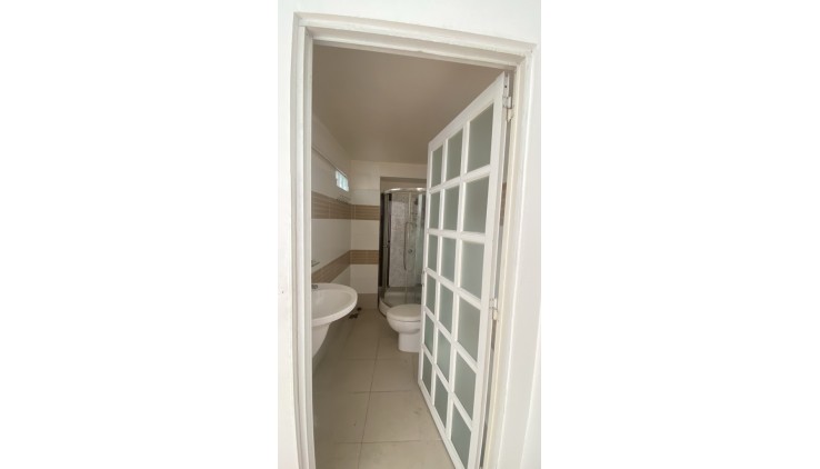 BÁN MẶT TIỀN KINH DOANH. ĐƯỜNG 8. LINH XUÂN. 3 TẦNG. 7 PN. (140M) GIÁ 12 TỶ. CHỦ BỚT LỘC