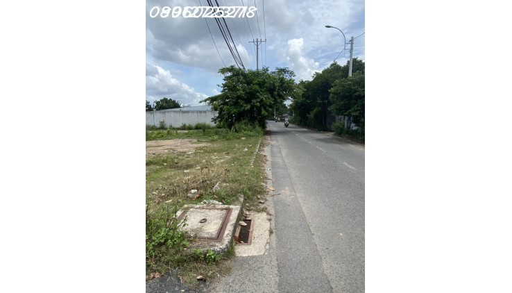Bán đất full thổ cư 893m², 2 mặt tiền, MT Xuân Thới Thượng 26-1, gần chợ Bà Điểm, Xuân Thới Thượng, Hóc Môn, giá 23.5 tỷ