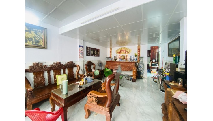 Ngân hàng định giá 6ty4 chào bán 5ty7 nhà mặt tiền KD Đ số 8 sát vách Aeon Tân Phú 120m2,2Tầng Nhỉnh 5tỷ
