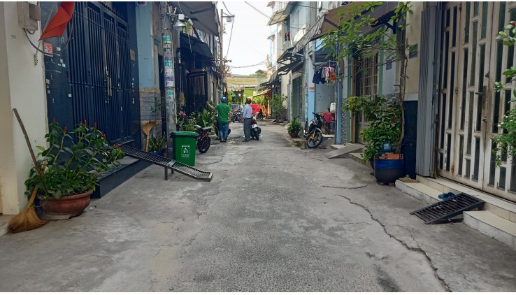 Gấp bán giảm 1,1TỶ nhà HXH thông VườnLài Q.TPhú 49m2 4 T 4PN giá chỉ 6TỶ.