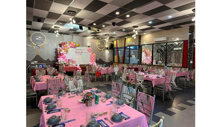 Sang nhà hàng 368 Tân Hương, Góc 3 MT đắc địa bậc nhất, 1300m2,giá thuê cực rẻ chỉ 150tr/tháng