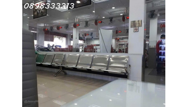 Bán nhà Mặt tiền KHỦNG 627 Cách Mạng Tháng Tám, Phường 15, Quận 10. 20 x 40. Yamaha thuê 800tr/tháng
