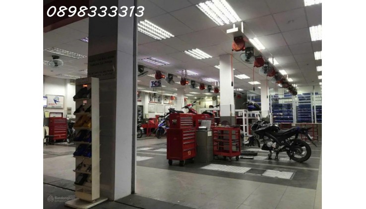 Bán nhà Mặt tiền KHỦNG 627 Cách Mạng Tháng Tám, Phường 15, Quận 10. 20 x 40. Yamaha thuê 800tr/tháng
