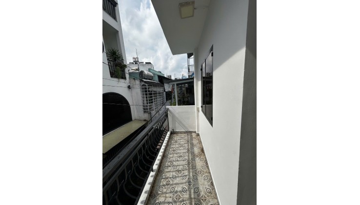 Nhà sát LOTTE GÒ VẤP mà chưa đến 3 TỶ